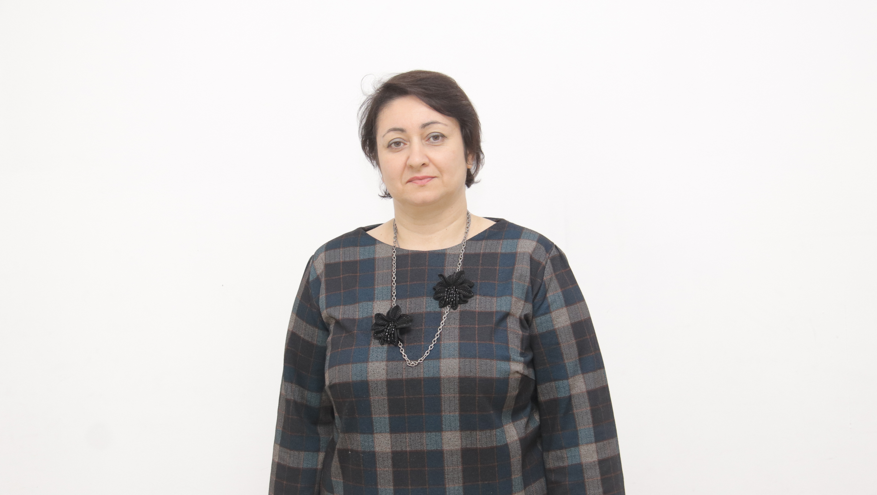 Буржалиева Нурмина Фахрудиновна.